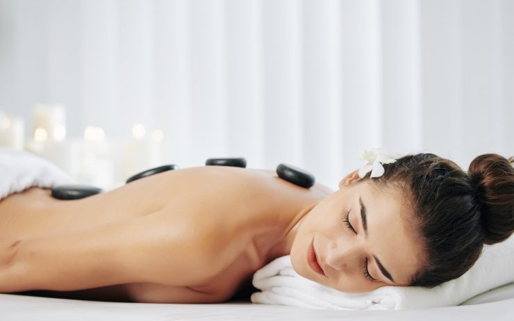 Hot stones massage